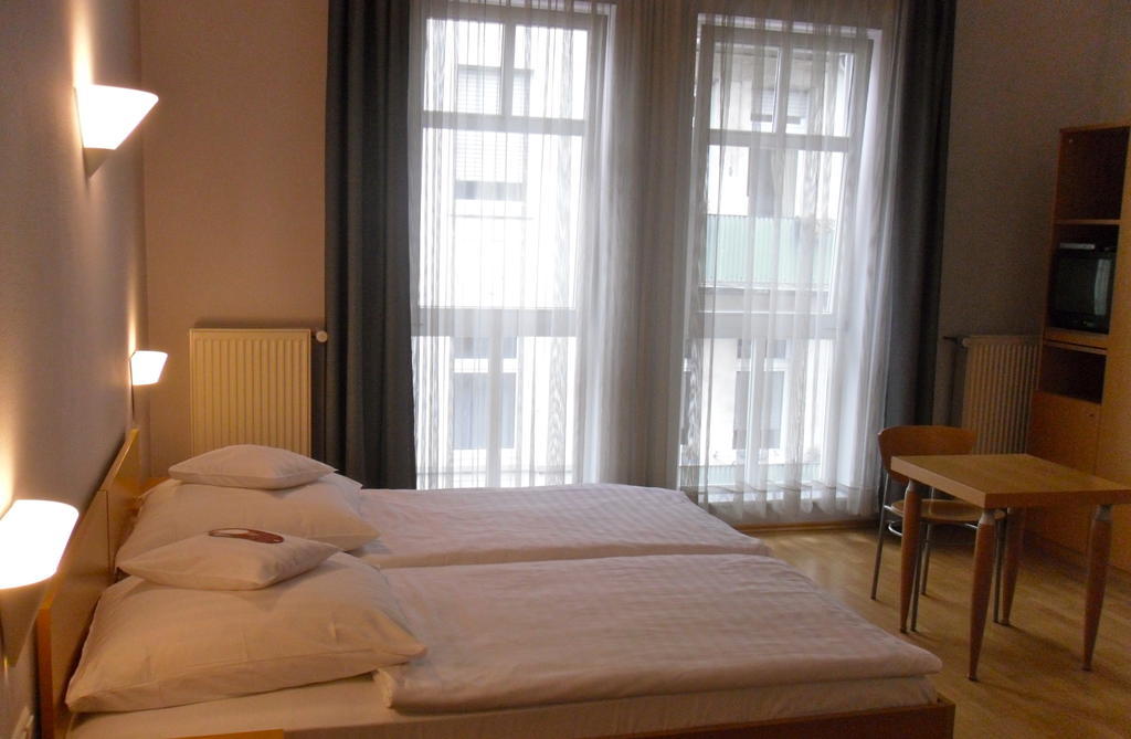 Hotel Zum Scheppen Eck Wiesbaden Pokój zdjęcie